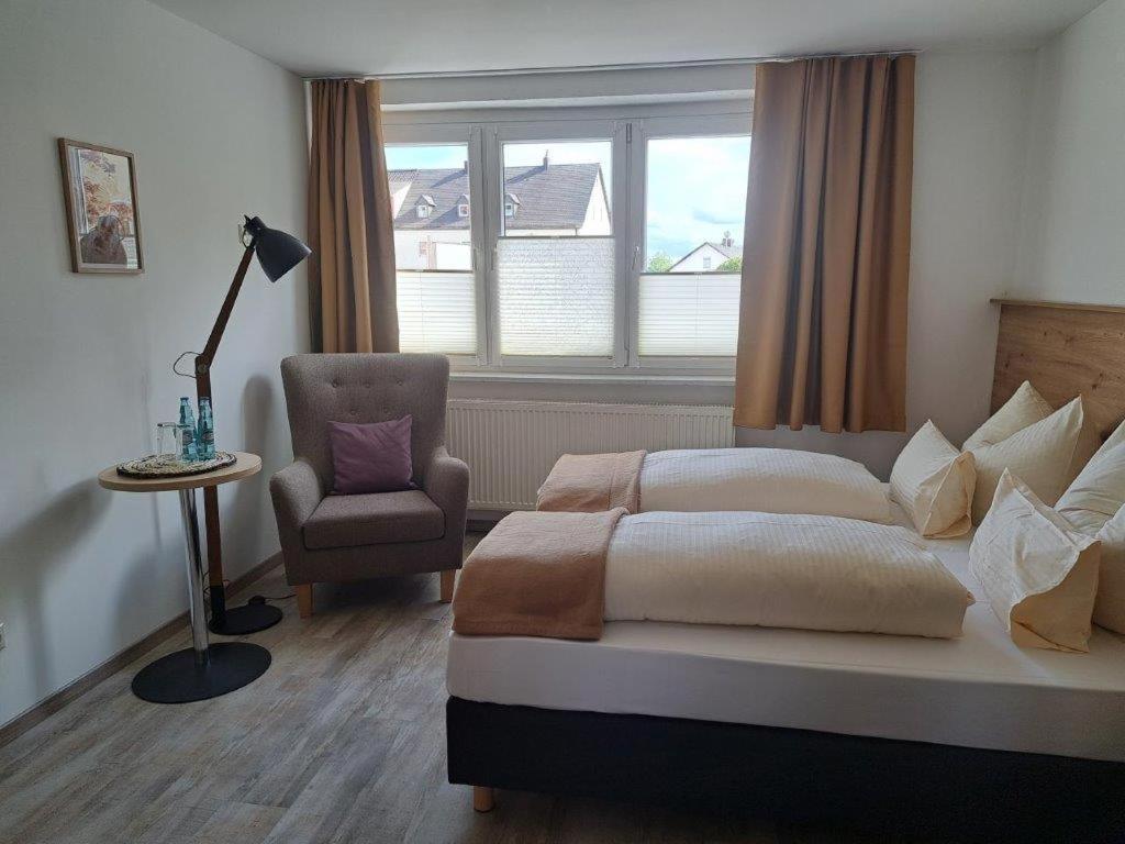 Rathausstuben Hotel Wackersdorf Exterior photo